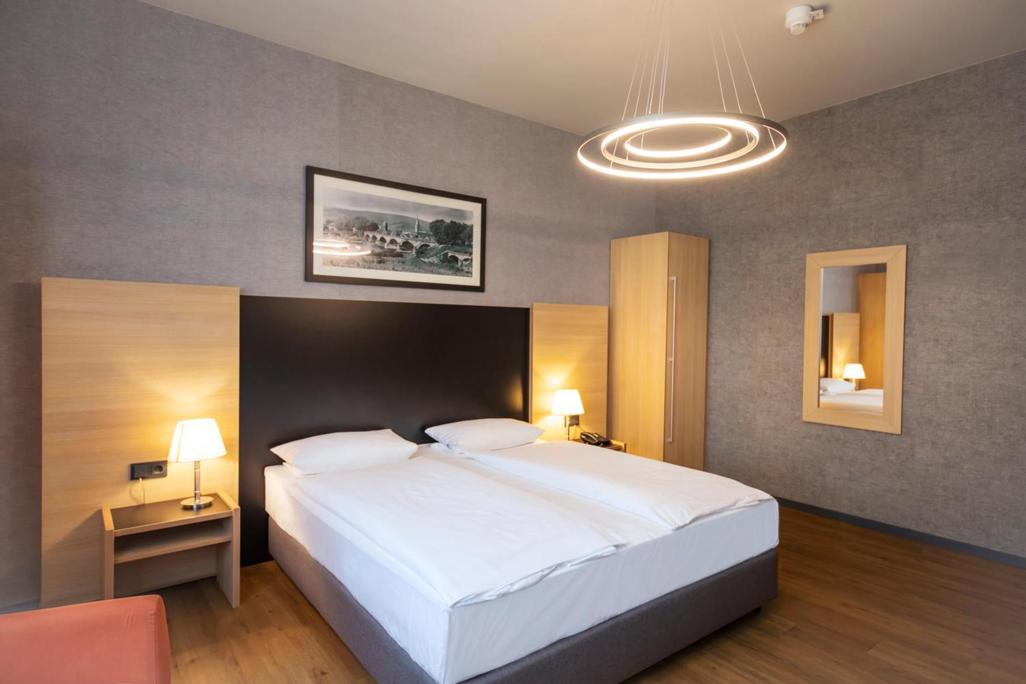 Roomingtons Hotel Franziskushoehe Lohr Exteriér fotografie