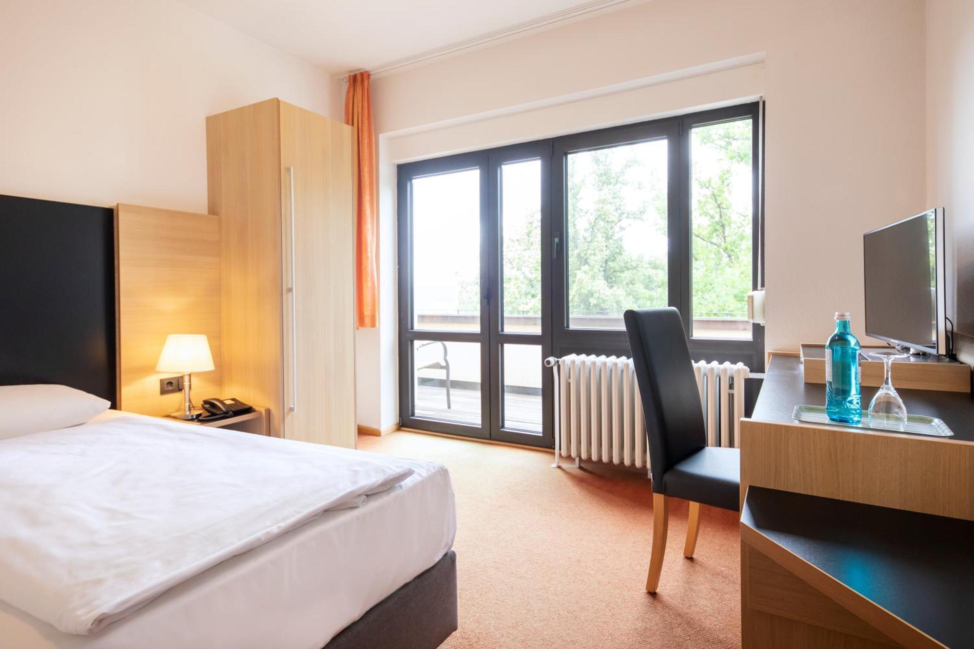 Roomingtons Hotel Franziskushoehe Lohr Exteriér fotografie
